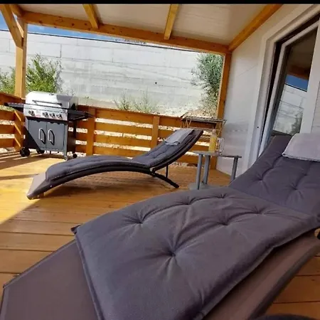 Mobile Homes Eco Porat, 度假居 *