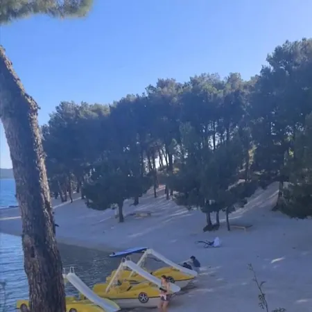 Mobile Homes Eco Porat, 度假居 德拉格