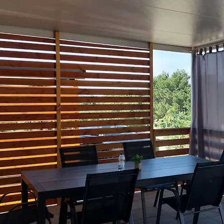 בית נופש Mobile Homes Eco Porat,